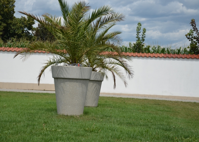 Gigant Plant Pot Granitgrau